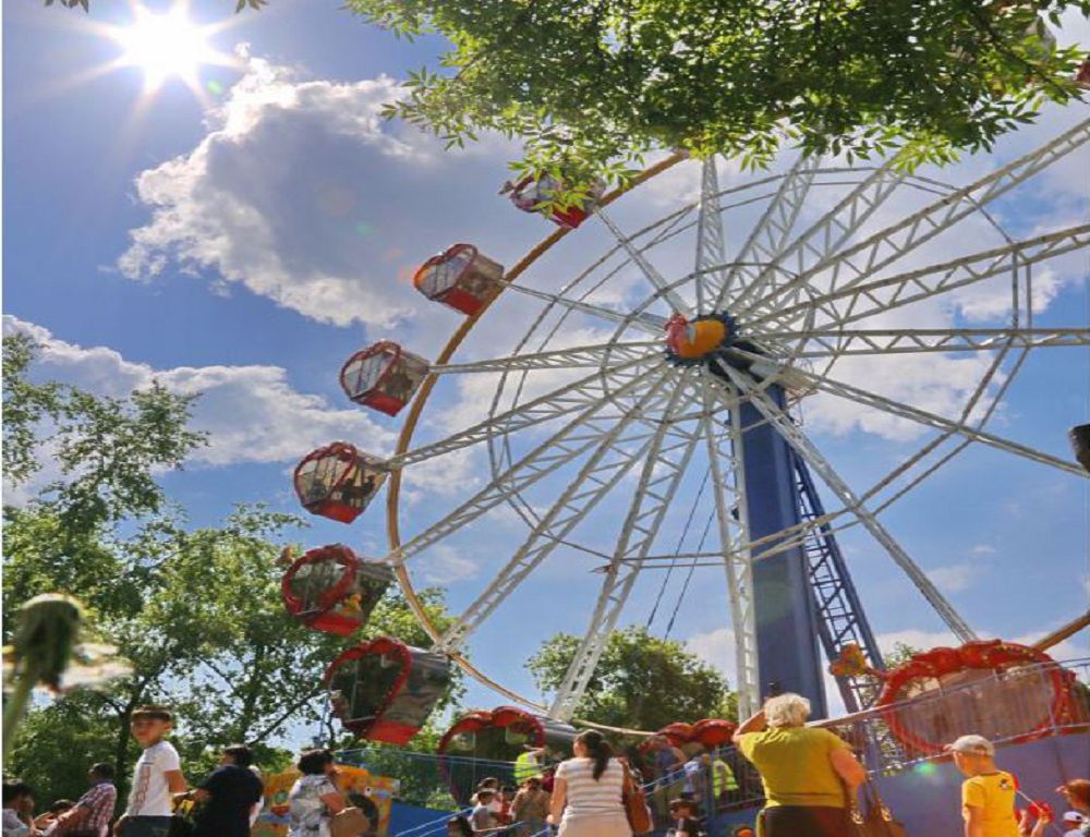 Saıabaqtaǵy attraksıon