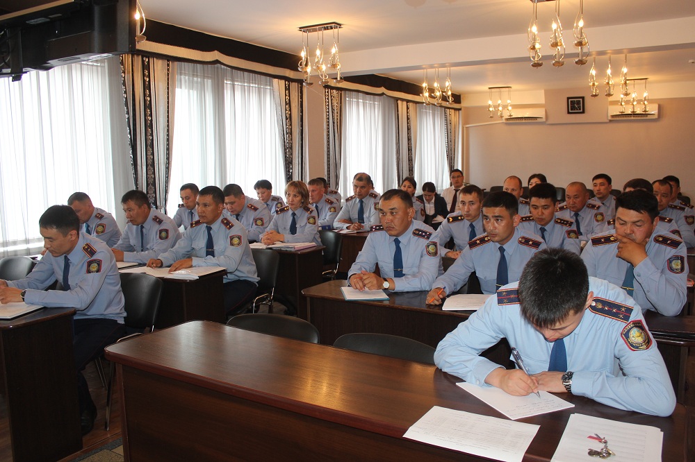 Qostanaı oblysynda polıseıler tapshylyǵy bilinip otyr