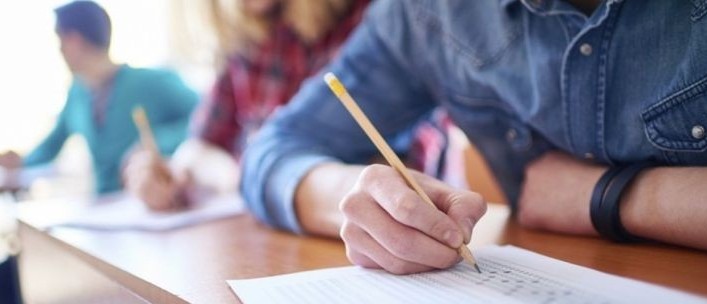 Memleket bólgen 3 myń oqý granty úlestirilmeı qalǵan