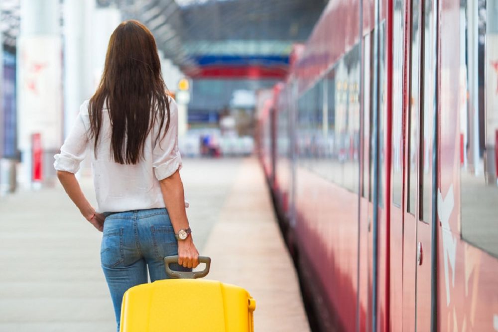 Jolǵa shyqqan jolaýshy áıel qorǵalǵan ba?