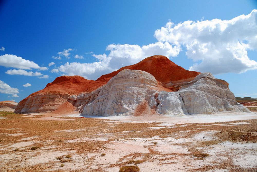 Tańǵajaıyp kerish: Ot shashqan alaýly adyrlar