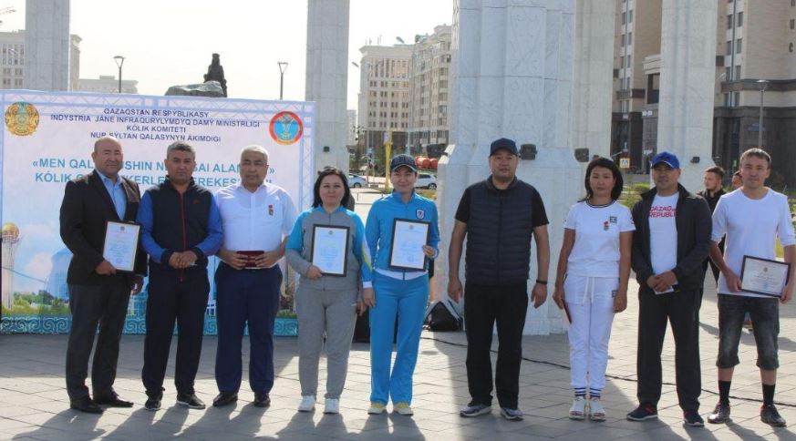 Kólik qyzmetkerleriniń kásibı merekesi atalyp ótti