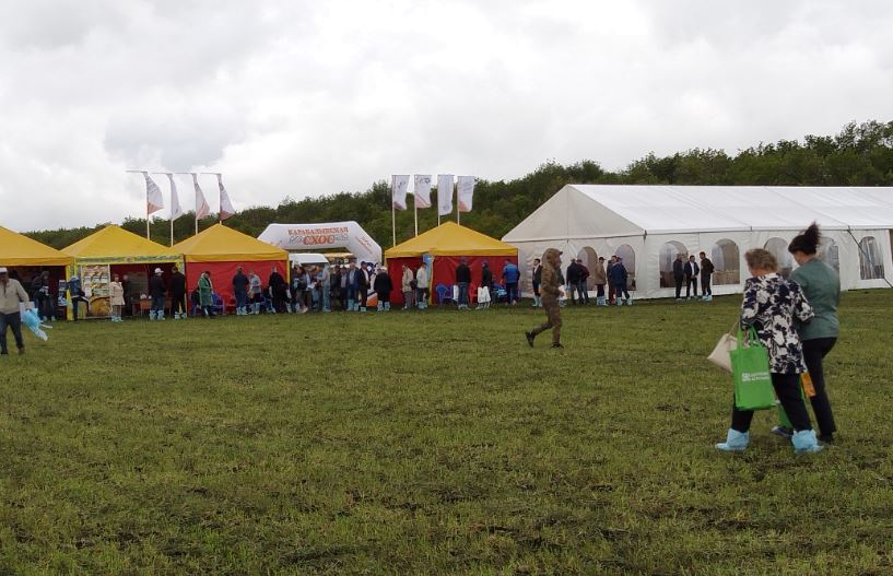 Qarabalyq aýylsharýashylyq tájirıbe stansasy 90 jyldyǵyn atap ótti