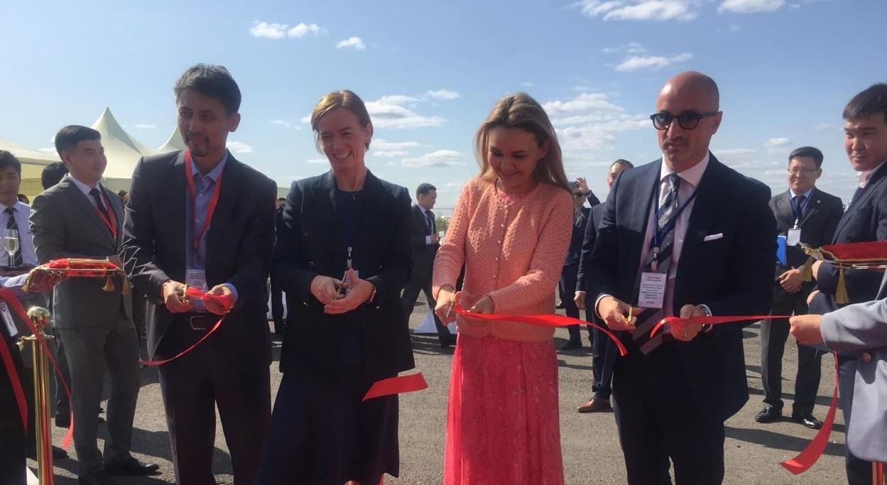 Elordada qutqarý tynys apparattaryn shyǵaratyn zaýyt ashyldy