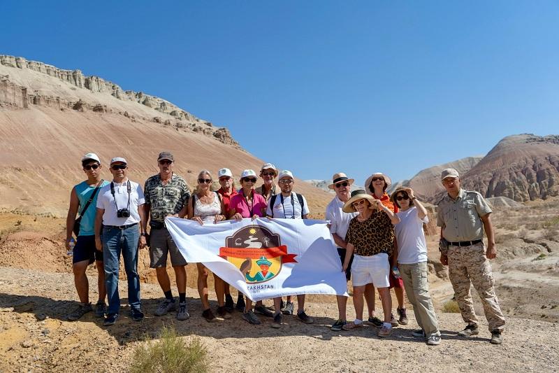 Tórt myń shaqyrymdy eńsergen eýropalyqtar