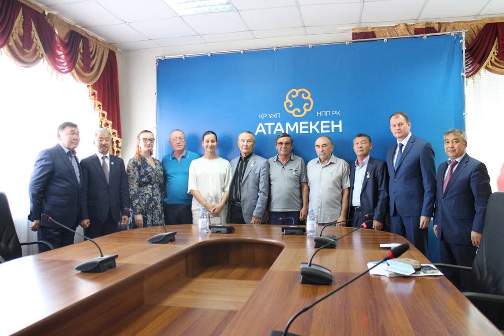 Qostanaıda qurylysshylar marapattaldy