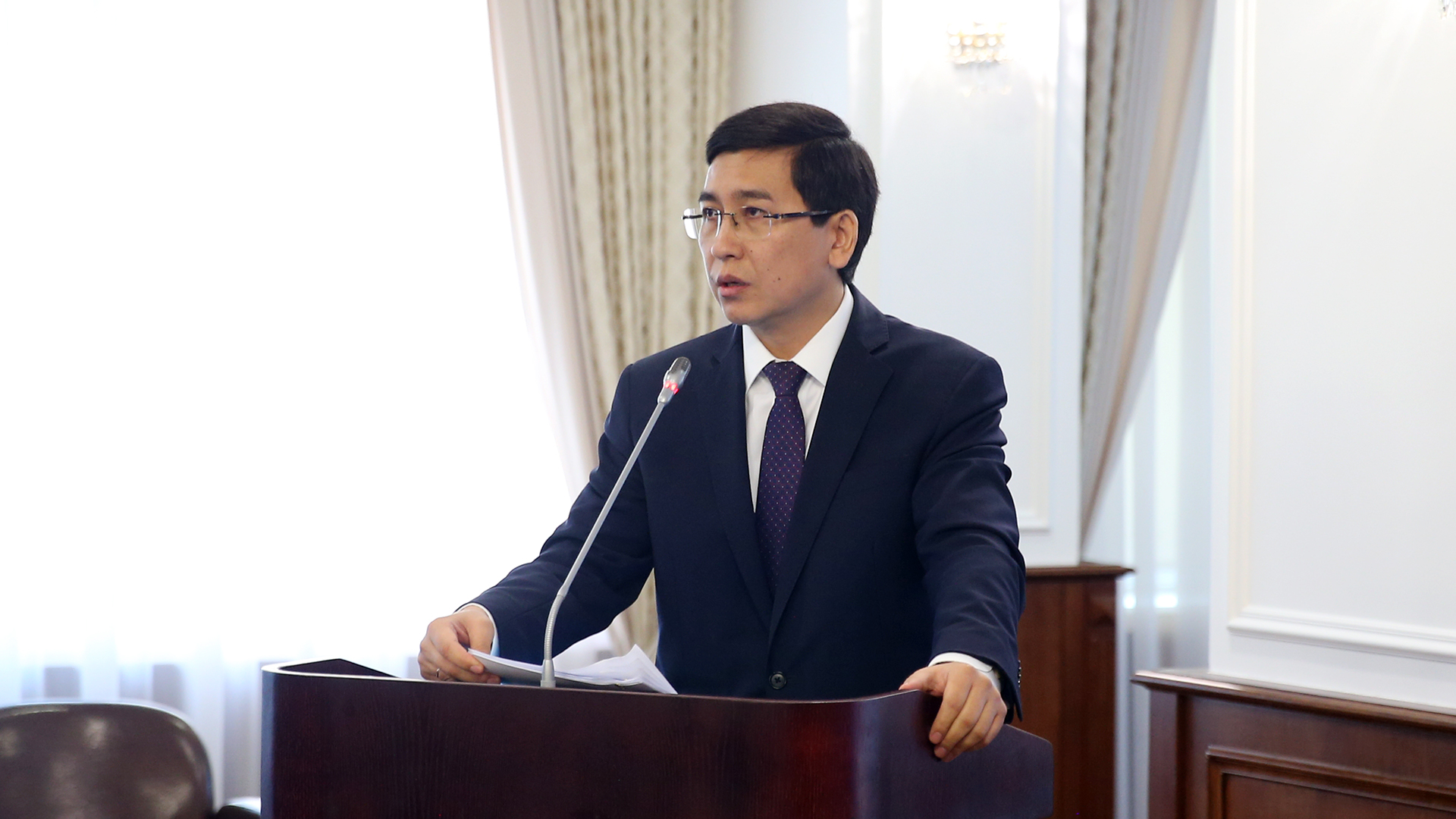 1 qyrkúıekten bastap elektrondy oqýlyqtar BǴM saıtynda kópshilik úshin qoljetimdi bolady