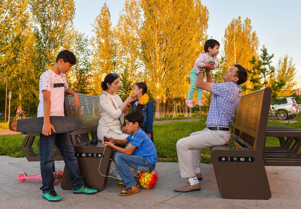 Qoǵamdyq qundylyqtar –  qozǵaýshy kúsh