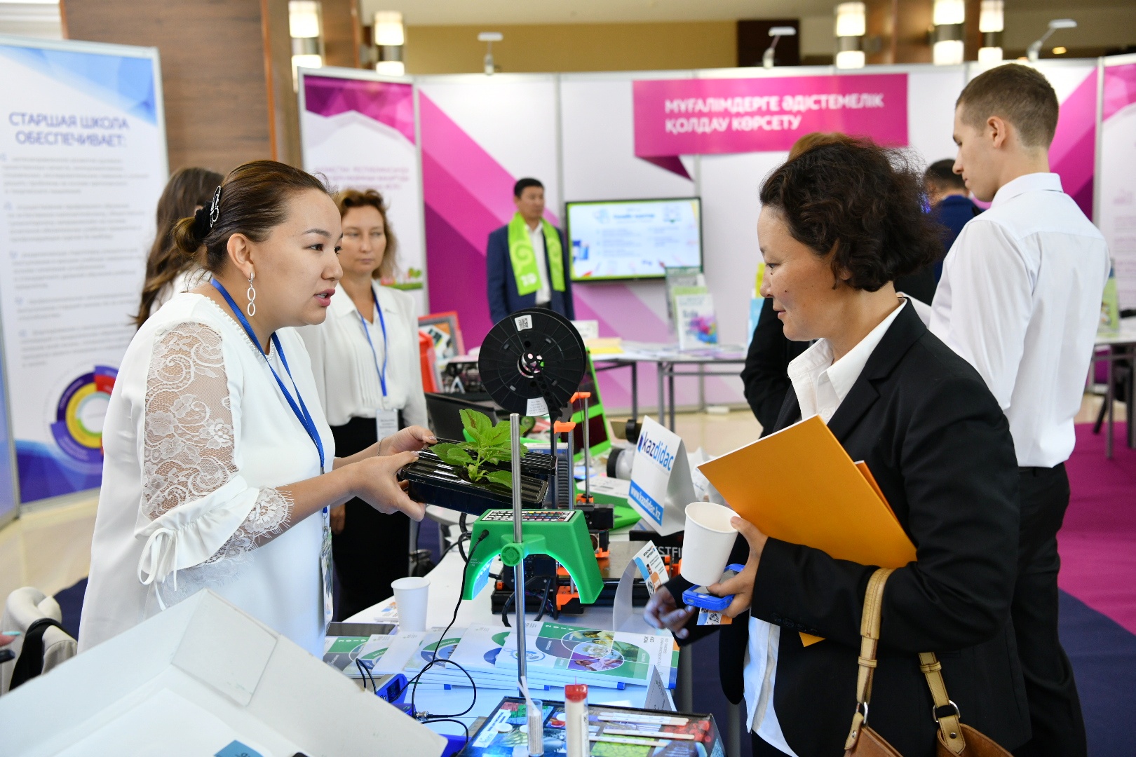 Prezıdent ustazdardyń túrli sharalarǵa jumyldyrýyna baılanysty pikirin bildirdi