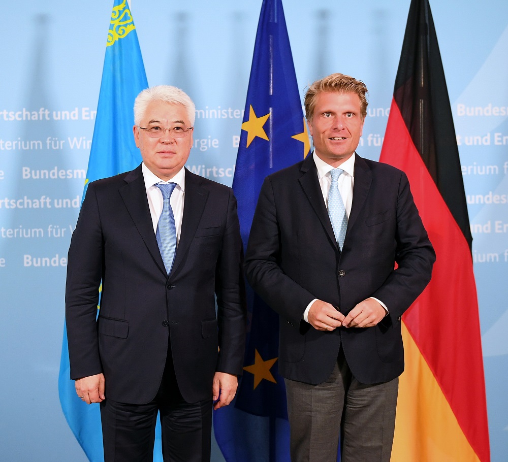 Syrtqy ister mınıstri Germanııaǵa resmı saparmen bardy