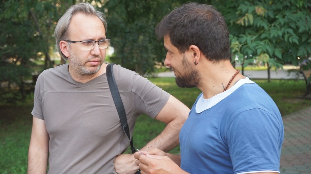 Semeıde ıtalııalyq jýrnalıster saıahattap júr