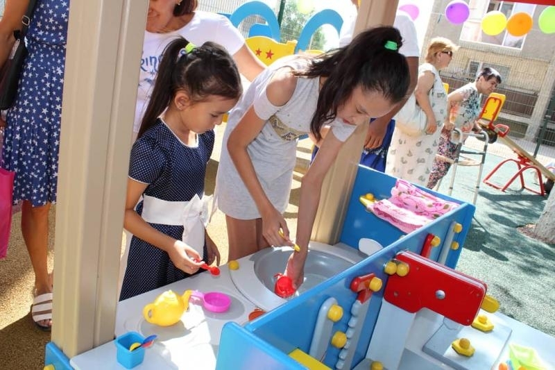 Balqashta erekshe balalarǵa arnalǵan oıyn alańy ashyldy