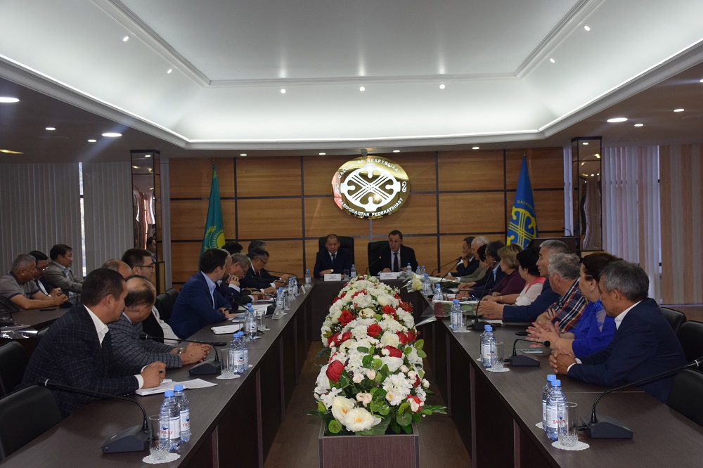 Kásipodaqtar federasııasy tóraǵasynyń jańa orynbasarlary saılandy