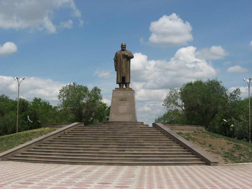 «Men» ólmekke taǵdyr joq, áýel bastan...