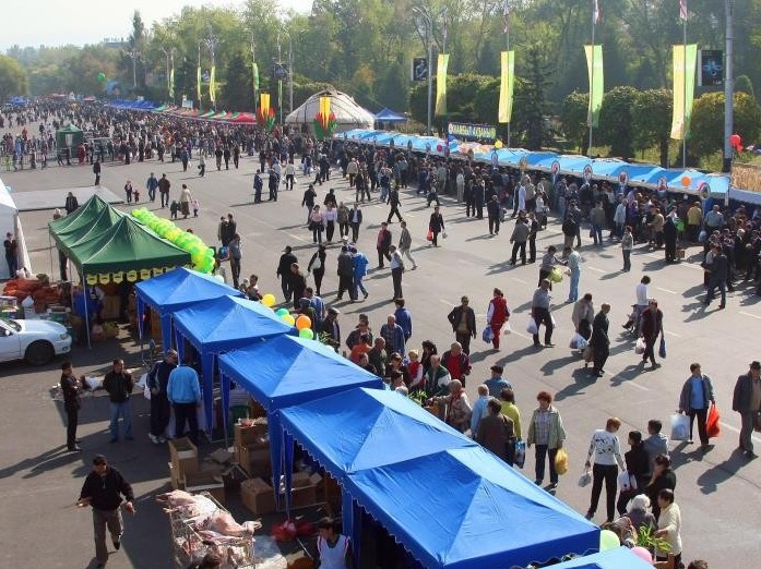 Jármeńke jeksenbide de jalǵasa beredi