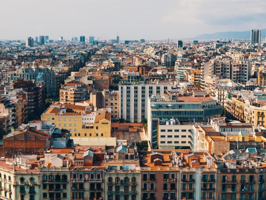 Barselonada buzaqylar kóbeıgen