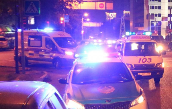 Úsh adamdy qaǵyp ketti