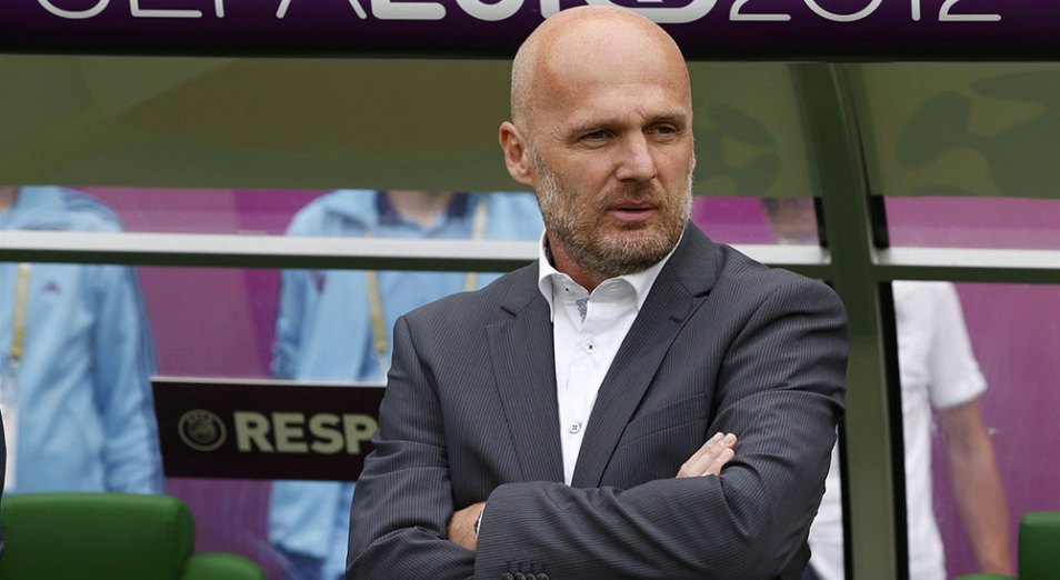 Fýtbol: Bas bapker óz tańdaýyn jasady