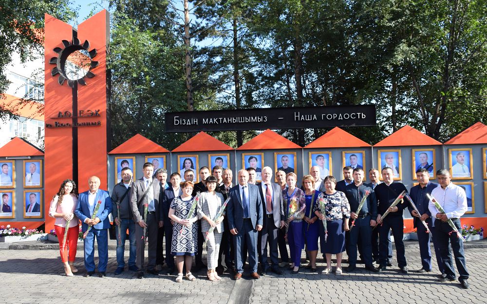 Ekibastuzda kenshiler kúni 130 kenshi marapattaldy