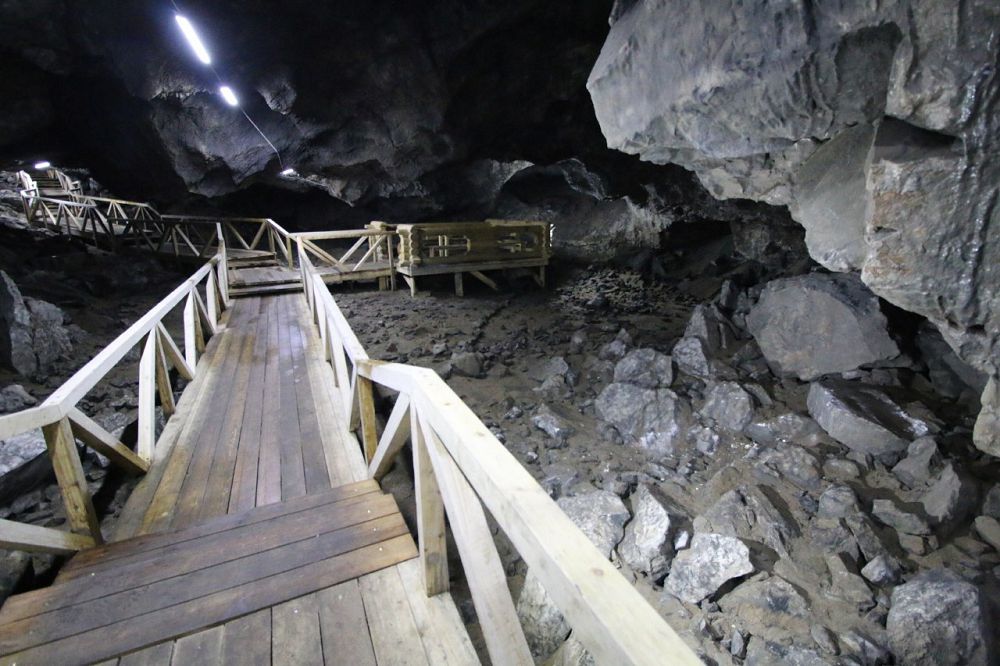 Qońyr áýlıe úńgiri