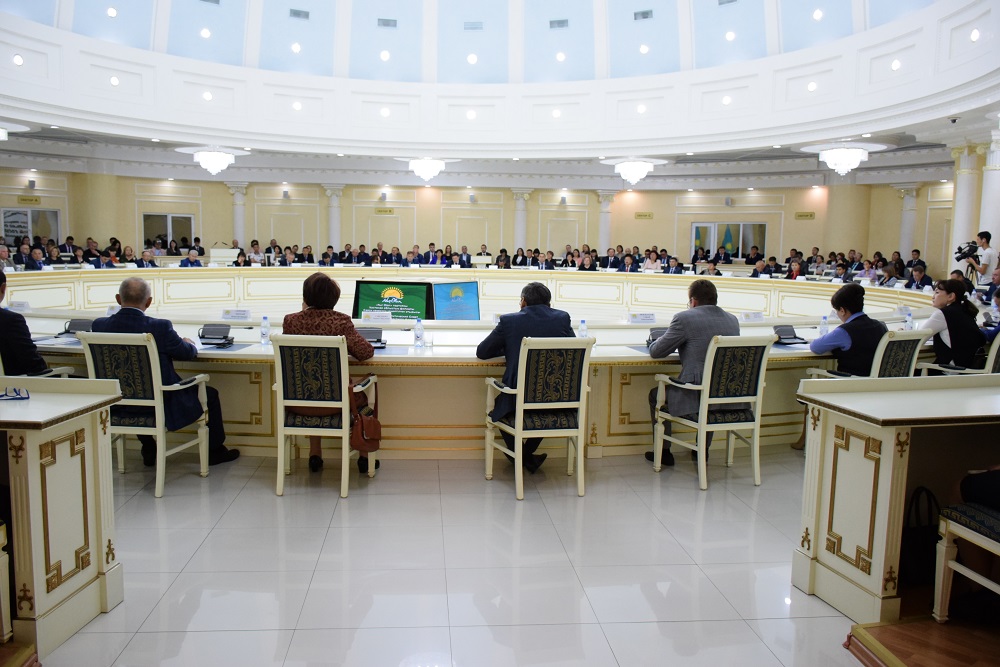 Qostanaıda Nur Otan partııasy jemqorlyqqa qarsy kúreste kúsh biriktiredi