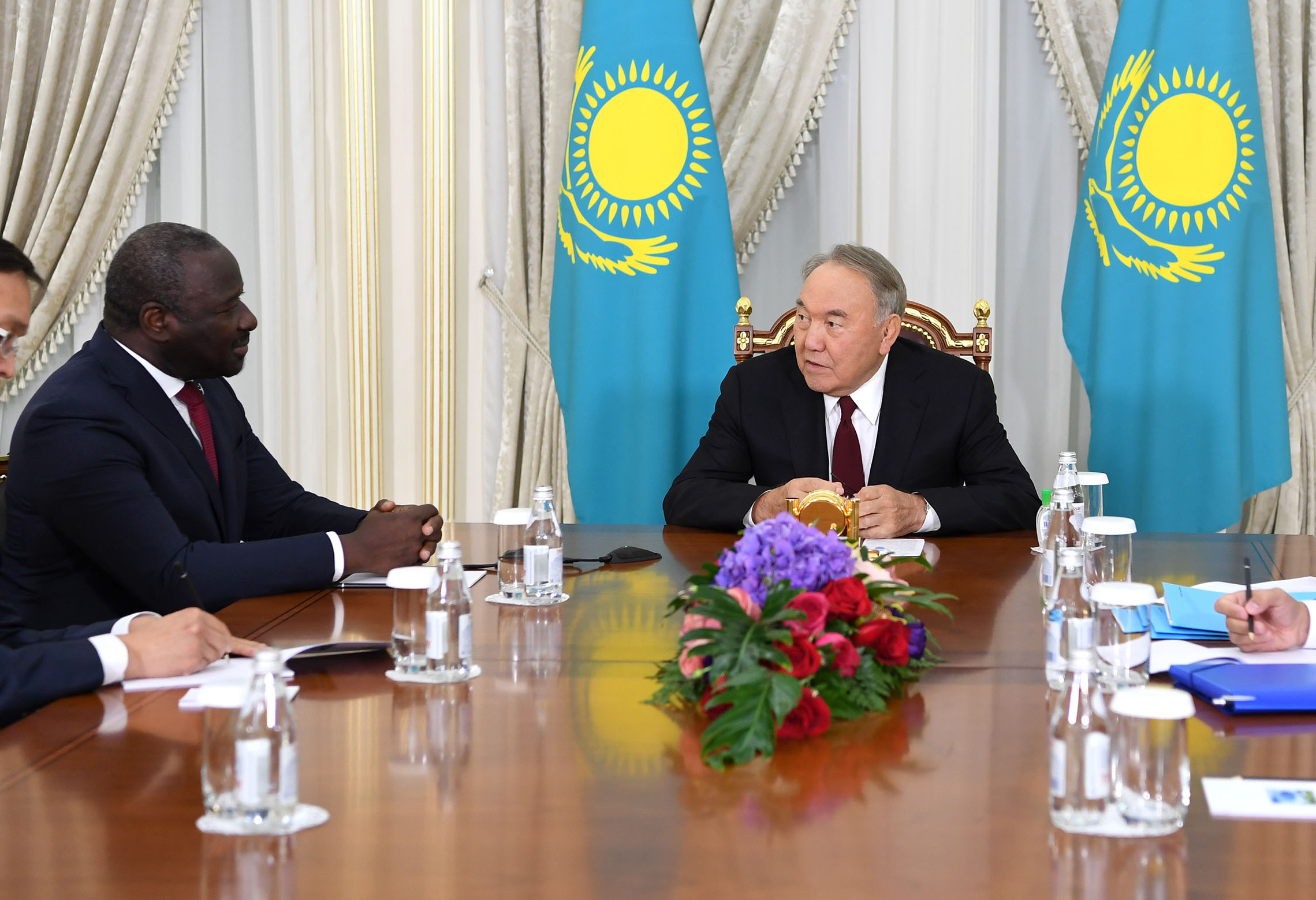 Tuńǵysh Prezıdent Iаdrolyq synaqtarǵa jappaı tyıym salý týraly shart uıymynyń Atqarýshy hatshysy Lassına Zerbomen kezdesti