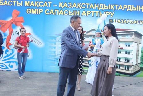 Tarazdyq turǵyndar baspanaly boldy