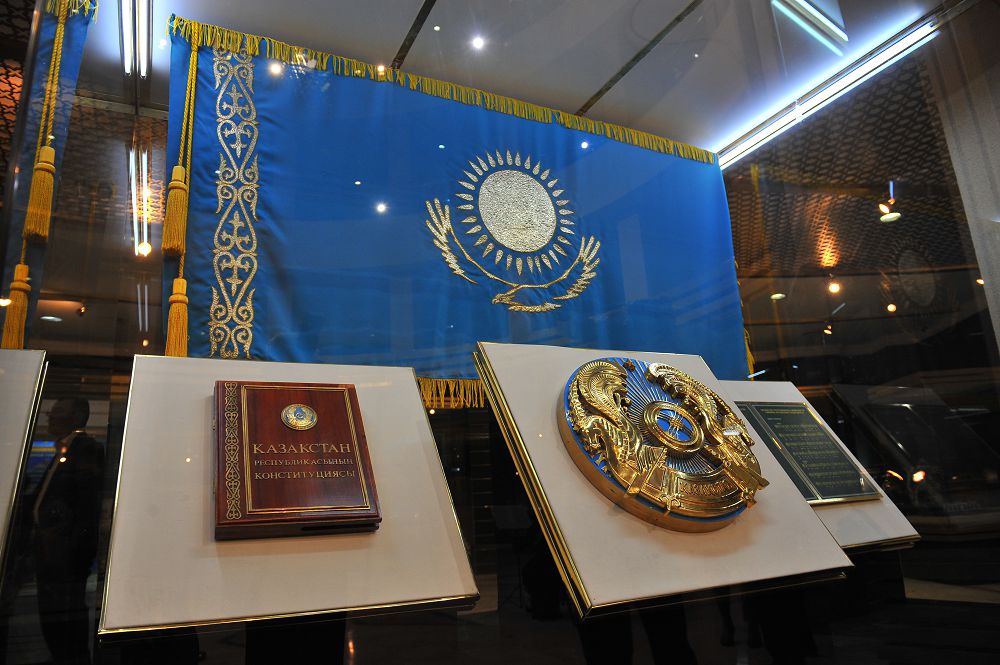 El birliginiń myzǵymas temirqazyǵy