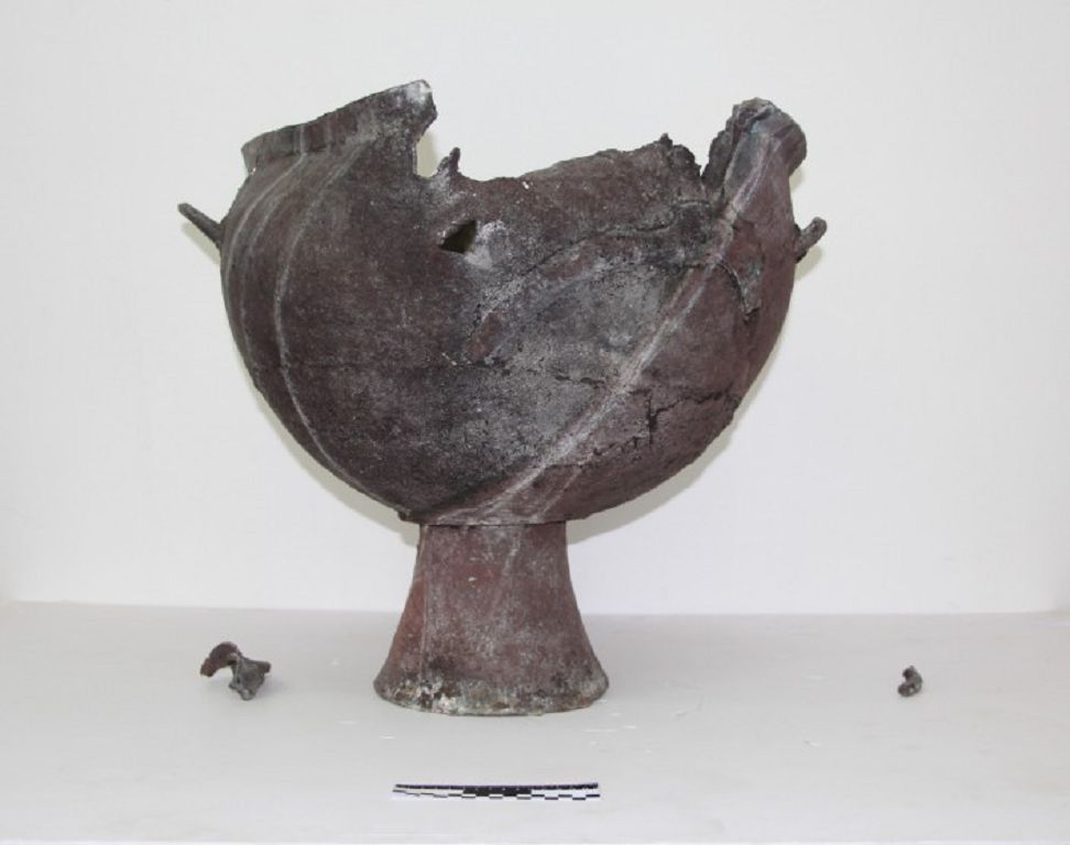 Toǵyzbulaqtan tabylǵan taıqazan