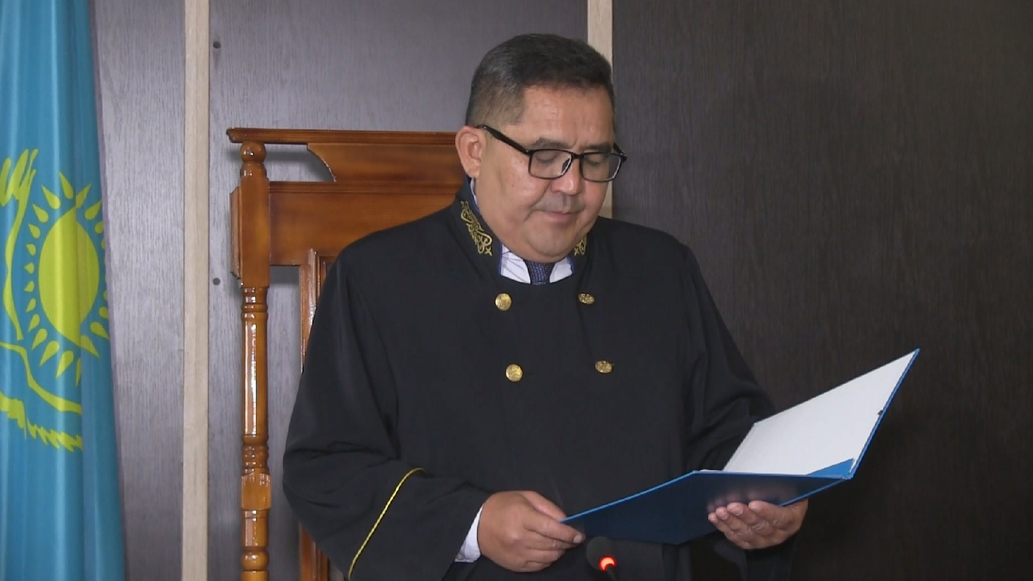 Mańǵystaý oblysy ákiminiń eks-orynbasaryna úkim shyqty