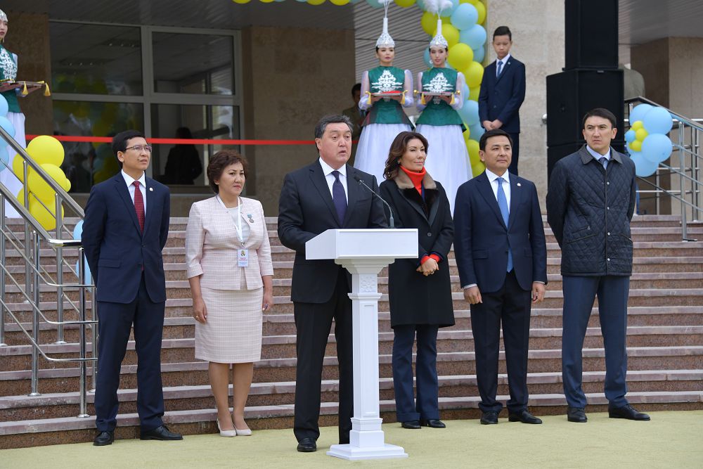 Elordadaǵy jańa mektepke  Abaı esimi berildi