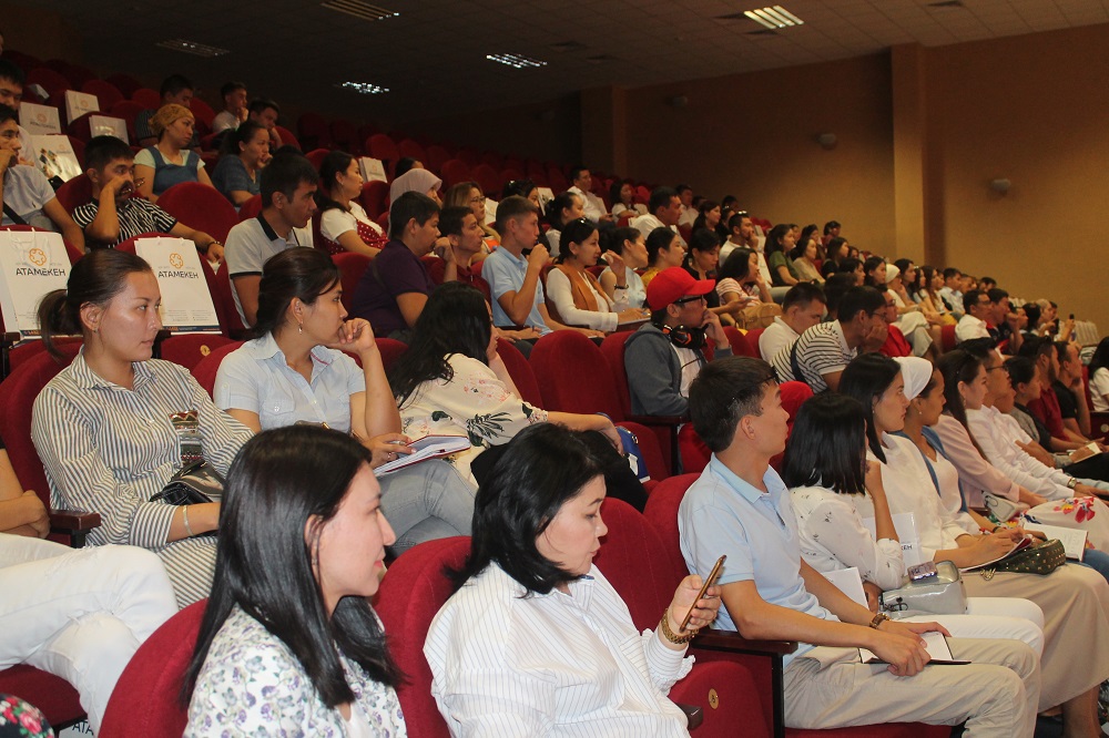 Aqtaýlyq jas kásipkerler «Basta» alańynda bas qosty