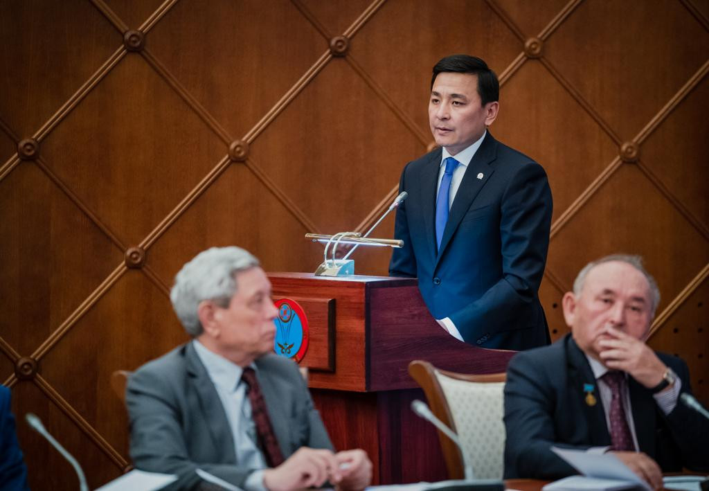 A. Kólginov: Elordada qoljetimdi turǵyn úı qurylysynyń kólemi úsh esege artady