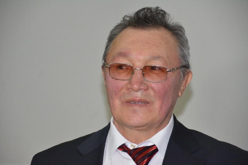 Kendzabýromen tanysqan bolatynbyz - Tólen Ábdik