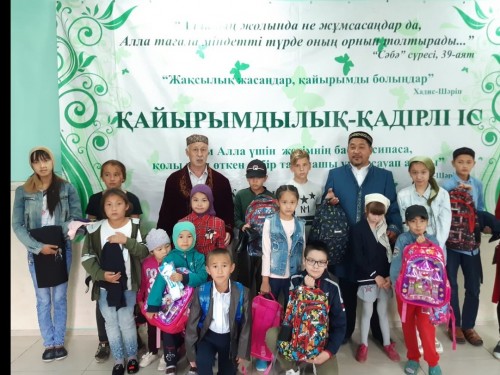 О́skemen aımaǵy meshitteri 1000 oqýshyny mektepke daıarlady