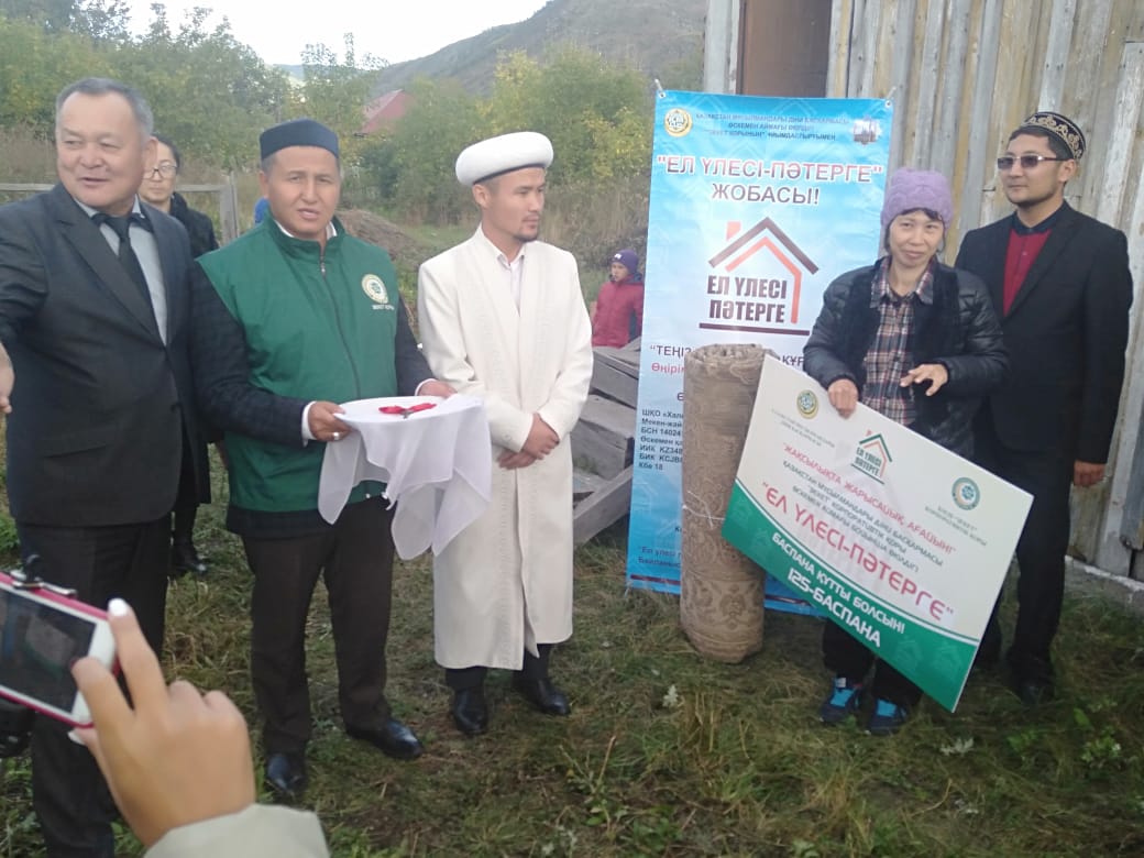 ShQO Ulan aýdanynda jalǵyz basty anaǵa 4 bólmeli úı berildi