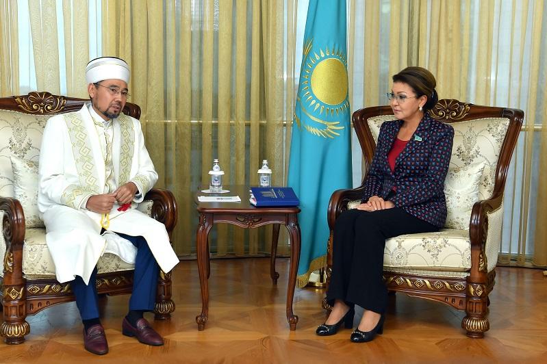 Darıǵa Nazarbaeva: Ultaralyq jáne dinaralyq úılesimdi saqtaý jáne ony nyǵaıtý qajet