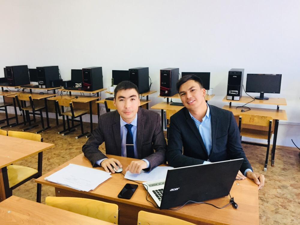 Batys Qazaqstan oblysynda aýyl muǵalimderi saıt ashty