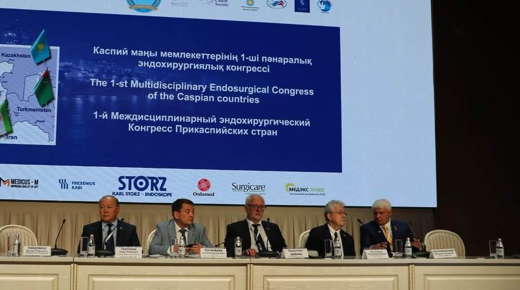 Aqtaýdaǵy endohırýrgter Kongresi: Otalar sátti bastaldy