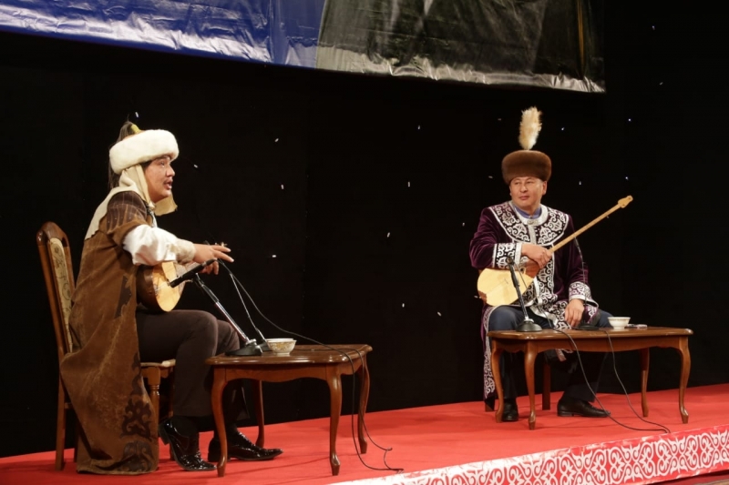 Qaraǵandyda halyqaralyq aqyndar aıtysy bastaldy