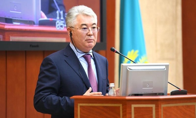 Beıbit Atamqulov Indýstrııa jáne ınfraqurylymdyq damý mınıstri bolyp taǵaıyndaldy