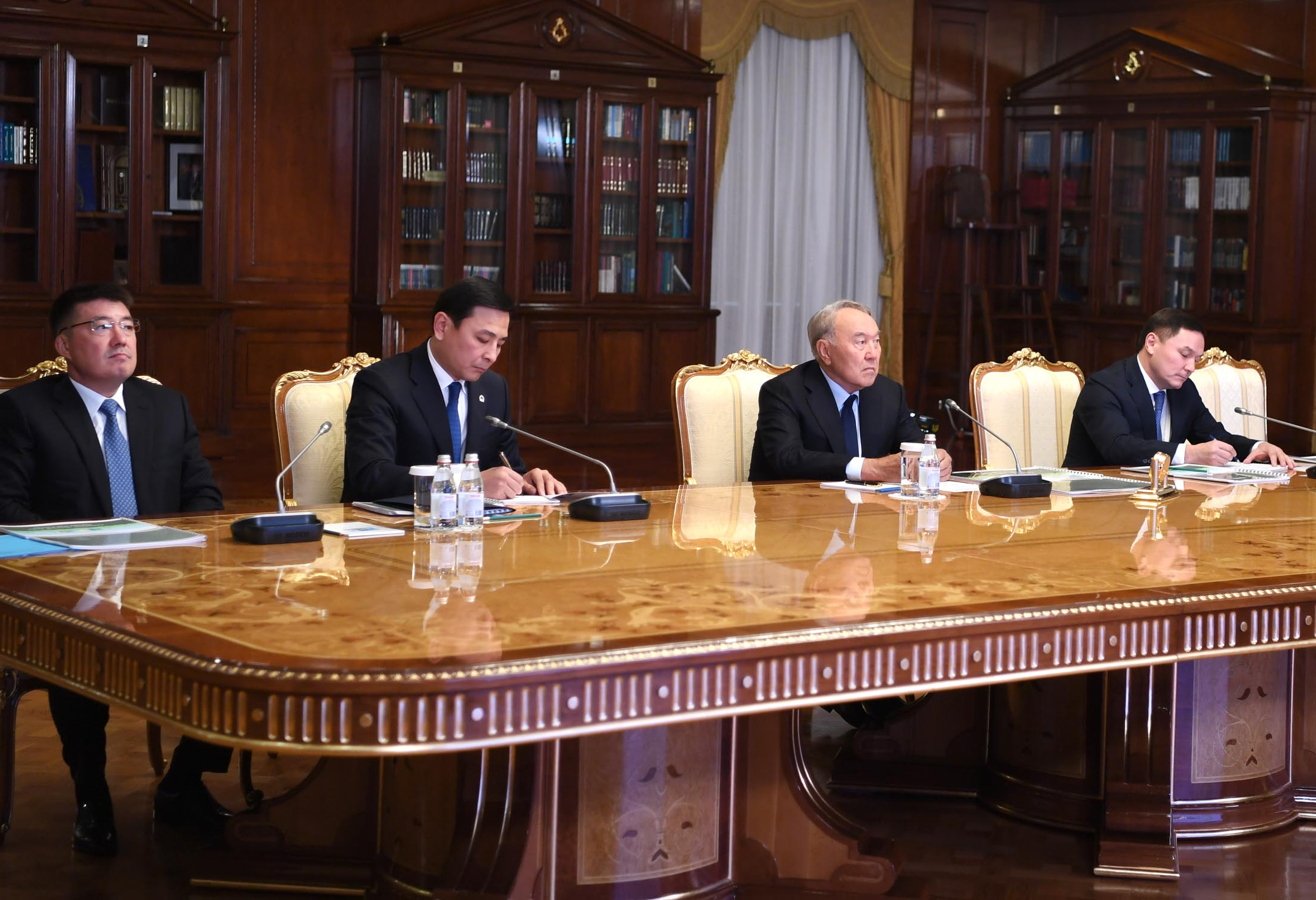 Elbasy elorda «jasyl beldeýiniń» damý barysymen tanysty