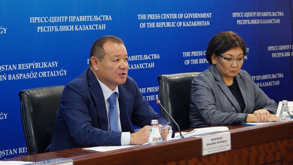 Bıyl kóp balaly otbasylarǵa 8 myńnan astam páter beriledi - Q. О́skenbaev