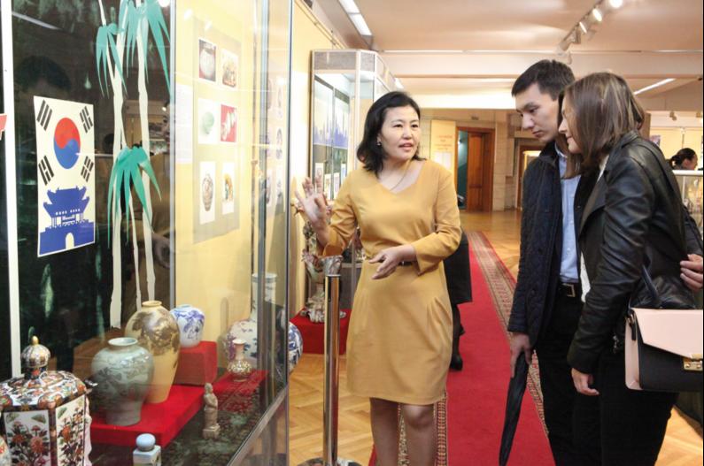 Mýzeıdi túnde tamashalaý da bir ǵanıbet