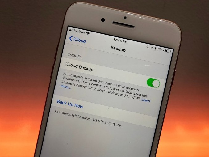 IOS júıesine qazaq tili resmı túrde qosyldy