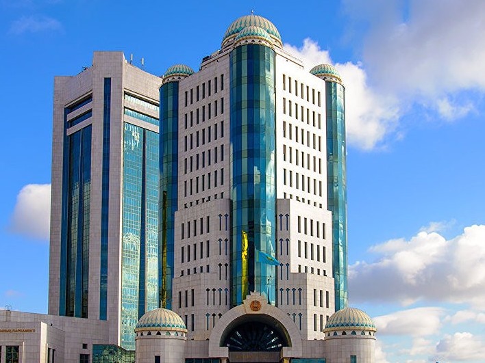 Senatorlar zańnamaǵa agroónerkásiptik keshendi retteý máseleleri boıynsha túzetýlerdi qarady