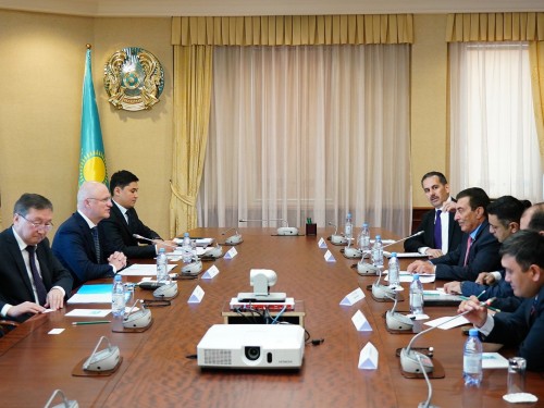 Roman Sklıar Iordanııa ókilderi palatasynyń tóraǵasymen kezdesti