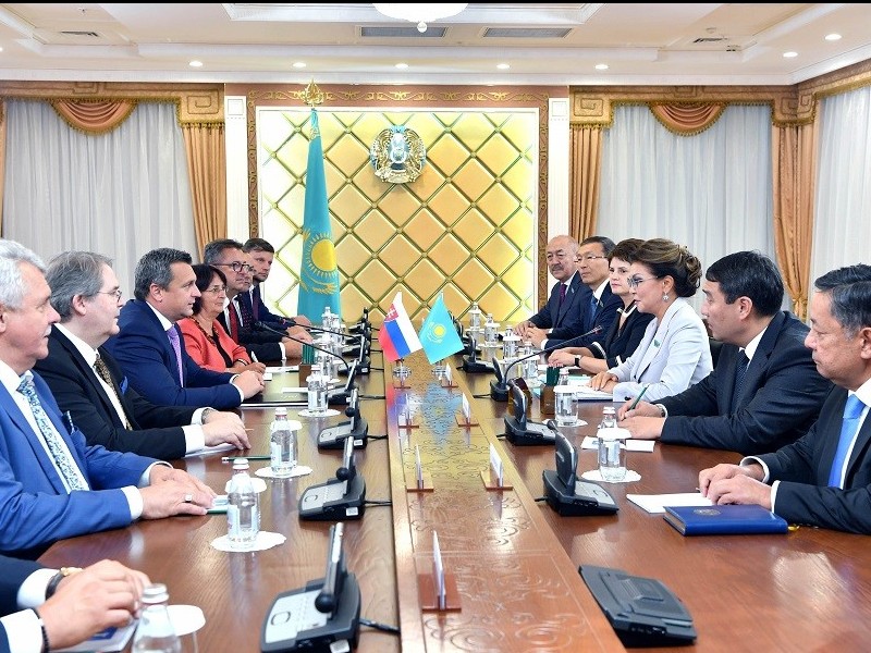 Slovakııa bilim berý, qorǵanys jáne aýyl sharýashylyǵy salasyndaǵy yntymaqtastyqqa múddelilik tanytty