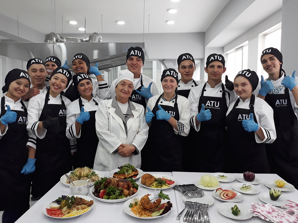 Almaty tehnologııalyq ýnıversıteti ataýy men tańbasyn ózgertti