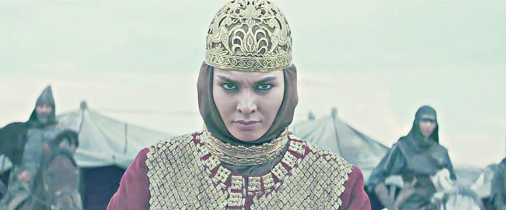 Álmıra Tursyn: Meniń ishimde óz Tomırısim ómir súredi